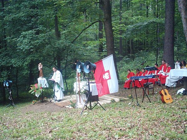 Odpust św. Antoniego Padewskiego, Msza św. Odpustowa, Autor: R. Duma, 20.06.2004r. 